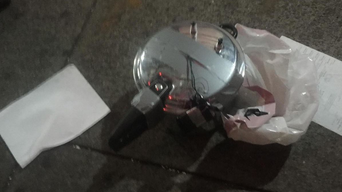 A photo of the pressure cooker police found in New York.
