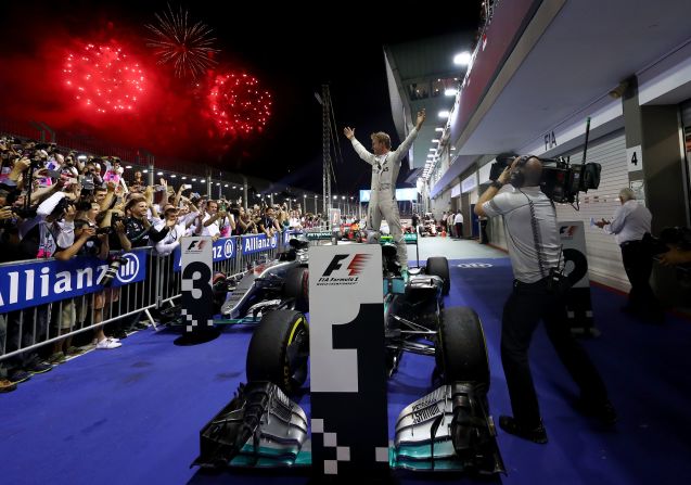 F1's night race shines the light on Rosberg once more as the German <a href="index.php?page=&url=http%3A%2F%2Fcnn.com%2F2016%2F09%2F18%2Fmotorsport%2Fsingapore-f1-rosberg-hamilton%2F" target="_blank">reclaims the championship lead with a crucial victory.</a> Rosberg holds off a thrilling late charge from Red Bull's Daniel Ricciardo as an out-of-sorts Hamilton is third.