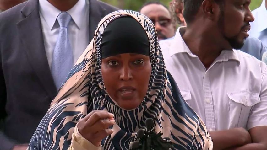 minnesota mall stabbing somali american community presser_00005306.jpg