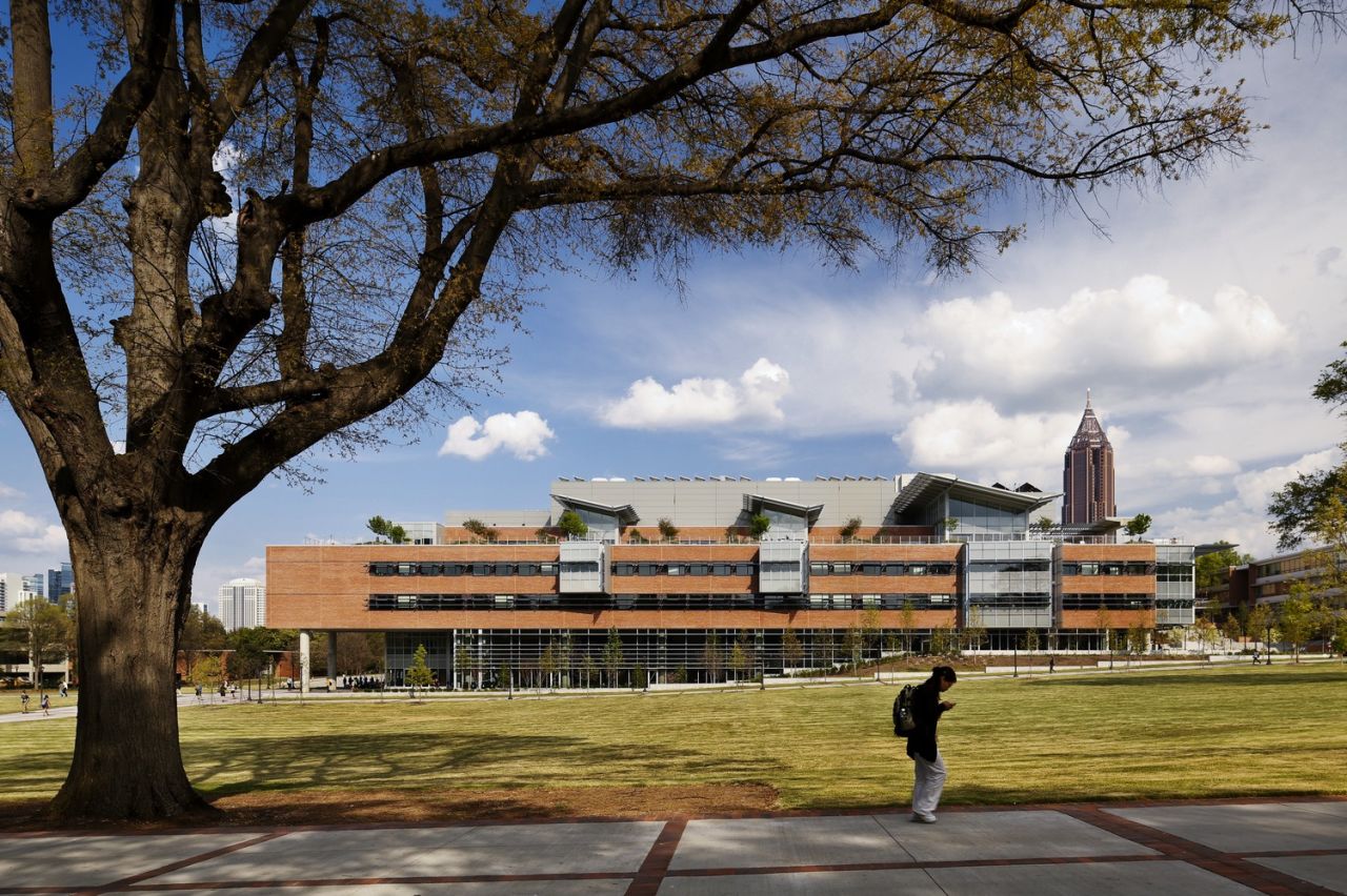 Part of the Georgia Institute of Technology, the Clough Commons features a three-dimensional grid that frames large zones of flexible common spaces that support undergraduate student study and experiential learning. The building won a 2012 Design Award from the Society of American Registered Architects.