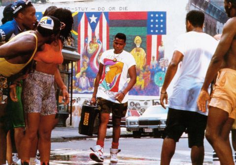 Veteran actor <a href="http://www.cnn.com/2016/09/25/entertainment/bill-nunn-do-the-right-thing-actor-dead-trnd/index.html">Bill Nunn, </a>best known for playing Radio Raheem in "Do the Right Thing" and Robbie Robertson in the "Spider-Man" trilogy, died September 24 at age 63. 