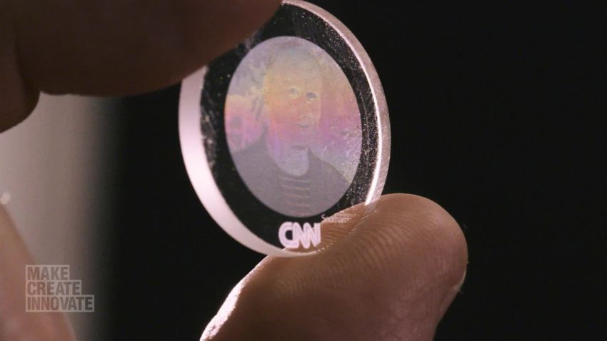 make, create, innovate data storage in glass_00035127.jpg