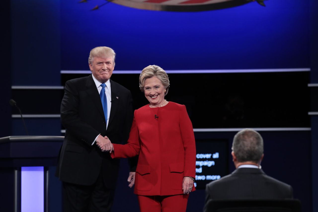 The debate was attracting worldwide interest, with a television audience expected to approach 100 million.