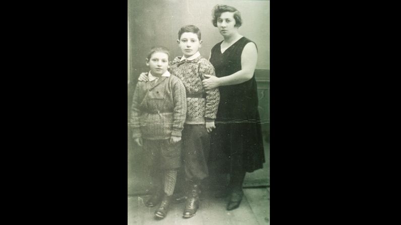 Shimon Peres was born on August 2, 1923 in Wisniew, Poland, where he lived before his family migrated to British-mandate Palestine in 1932. He is pictured here, center, with his mother, Sarah, and younger brother Gershon.