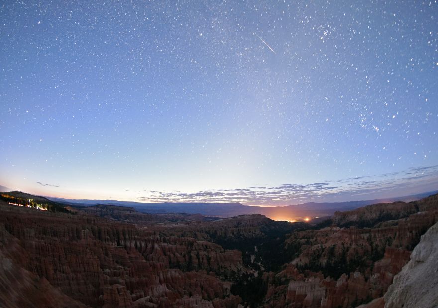  A Perseid meteor streaks across the sky above Inspiration Point in Bryce Canyon National Park, Utah. 