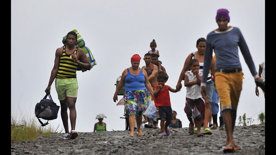 Evacuees return to their homes in the Carbonera community of Guantanamo, Cuba, on October 5.