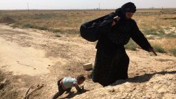 02 iraqi families flee