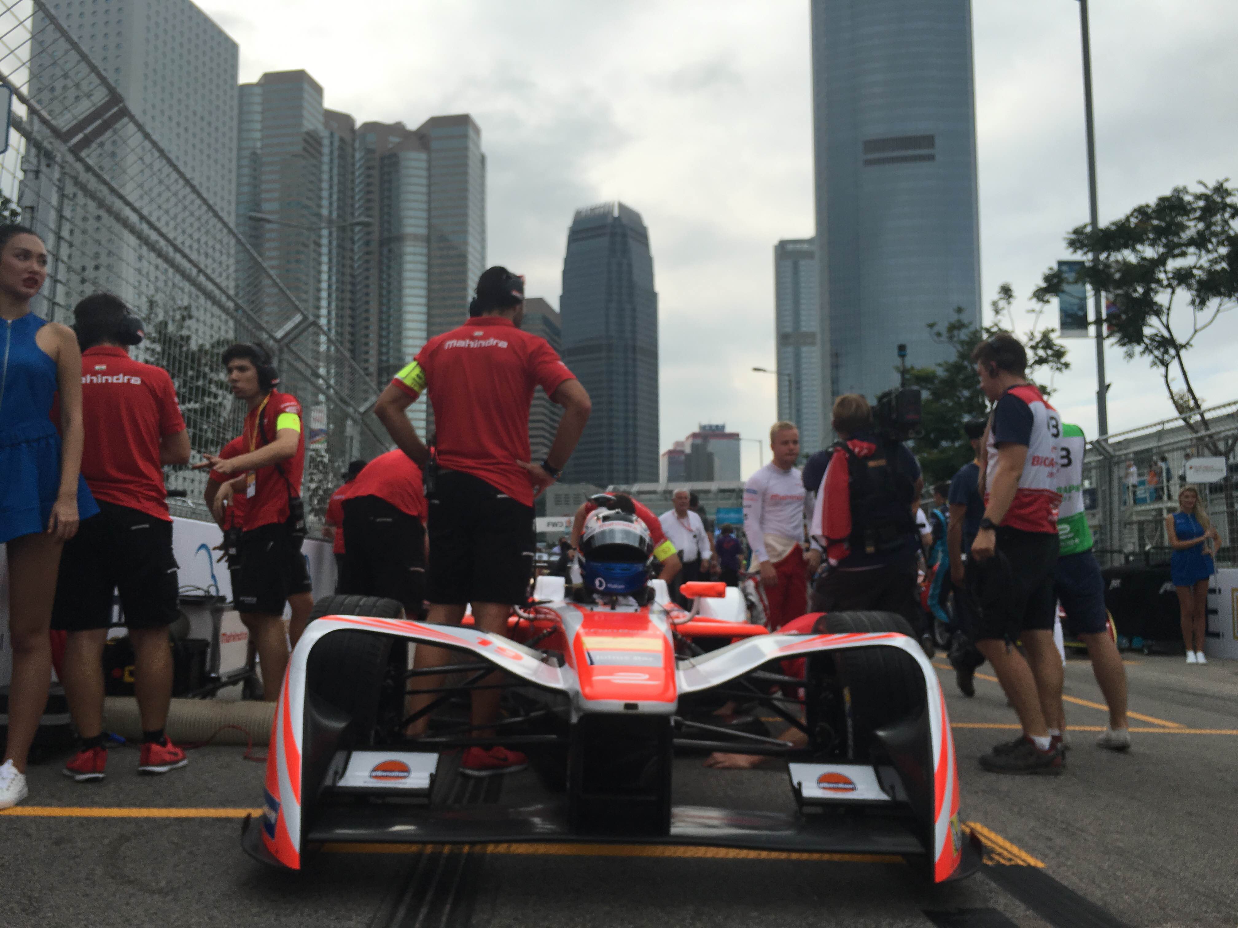 Mahindra Racing on the grid shortly before Sunday's ePrix.