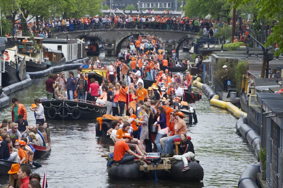 The autonomous vessel will be tested by traffic on the waterways of Amsterdam. 