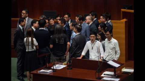 Hong Kong rebel lawmakers shouted, banged drums and railed against "tyranny" on Wednesday when they took their oaths of office, as calls grow for a split from Beijing.