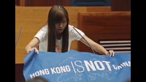 Youngspiration's Yau Wai-ching told the city's Legislative Council: "I do solemnly swear that I will be faithful and bear true allegiance to the Hong Kong nation," after laying out a flag bearing the words "Hong Kong is not China." 