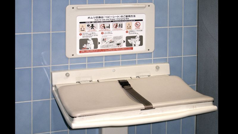 Advocates call for diapering stations in more men's washrooms