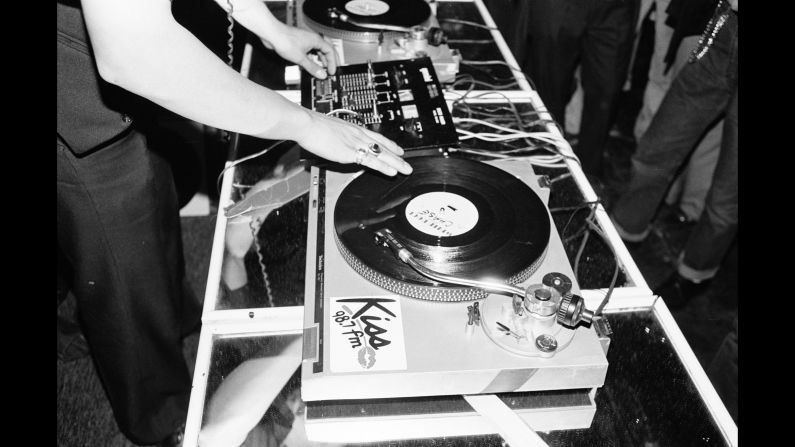 A close-up of Charlie Chase on the turntables in 1981. Club Negril, a reggae club downtown, would have hip-hop night once a week. Conzo is part of a collective of photographers -- "Seis del Sur" (loosely translated, "Six of the South") -- who all grew up in the Bronx. Catherine Martin, the fashion director of "The Get Down," sat down with the collective and used Conzo's shots as reference pieces for the series, he said.