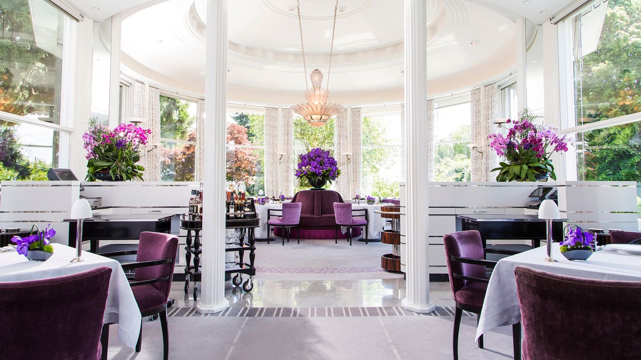 Pavillon: Contemporary and innovative.