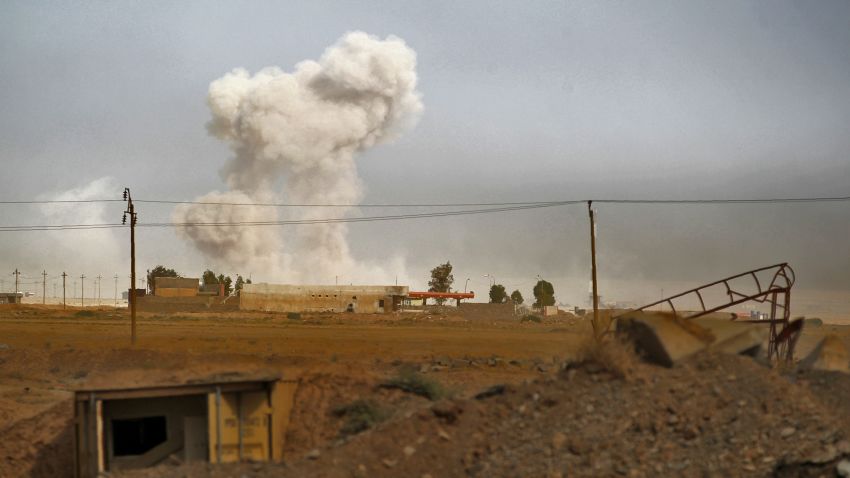 Smoke billows as Iraqi forces deploy on October 17, 2016 in the area of al-Shurah, some 45 kms south of Mosul, while advancing towards the city to retake it from the Islamic State (IS) group jihadists.
Some 30,000 federal forces are leading the offensive, backed by air and ground support from a 60-nation US-led coalition, in what is expected to be a long and difficult assault on IS's last major Iraqi stronghold.

 / AFP / AHMAD AL-RUBAYE        (Photo credit should read AHMAD AL-RUBAYE/AFP/Getty Images)