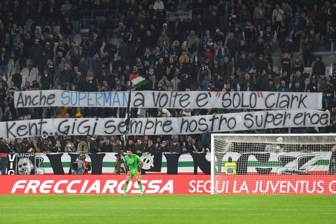 Juventus fans unveiled a banner in support of 'Superman' Buffon.