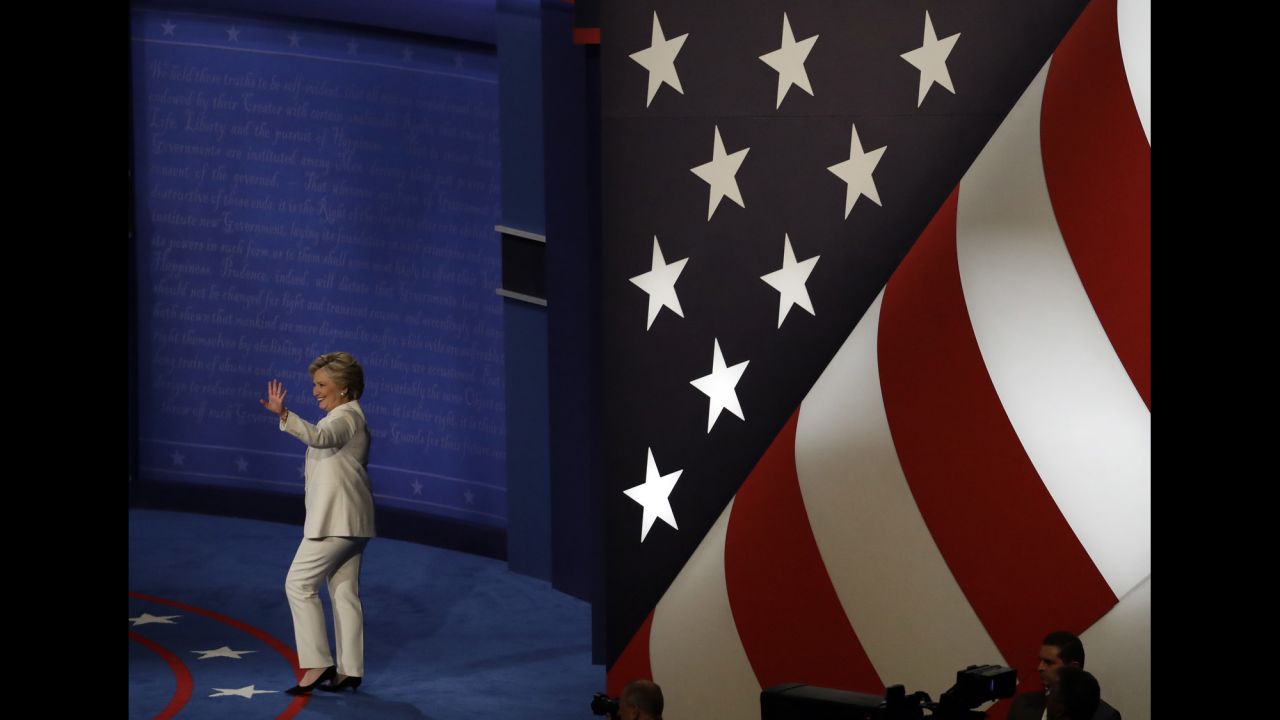 Clinton arrives for the start of the debate.