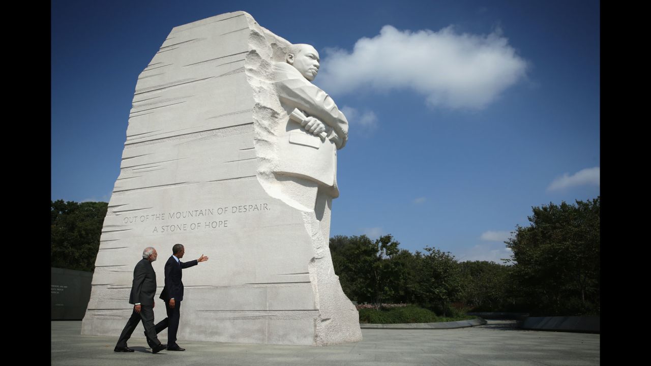 Obama and Indian Prime Minister Narendra Modi visit the Martin Luther King Memorial in Washington on September 30, 2014.
