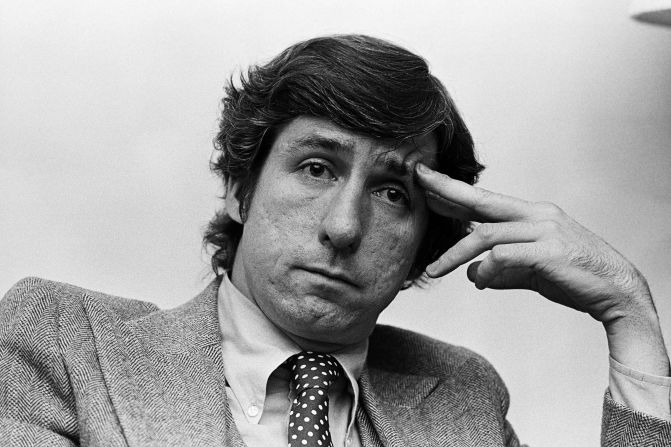 <a href="index.php?page=&url=http%3A%2F%2Fwww.cnn.com%2F2016%2F10%2F24%2Fus%2Ftom-hayden-dies%2Findex.html" target="_blank">Tom Hayden</a>, a peace activist whose radical views helped spur the anti-Vietnam War movement, died October 23. He was 76.