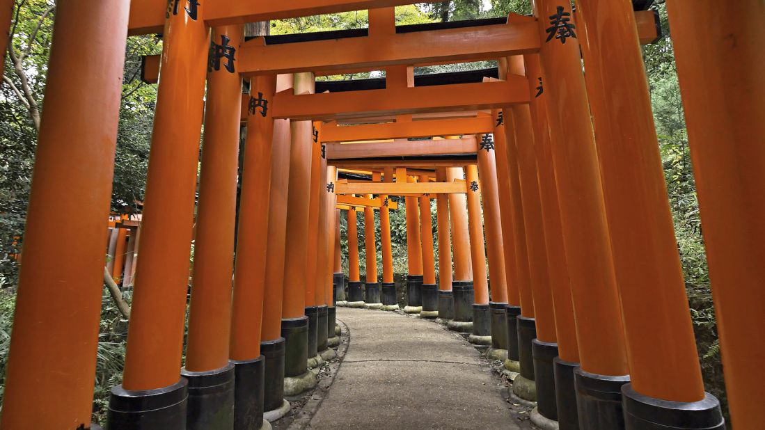 <strong>Fushimi Inari Shrine: </strong>Another popular site on the Kyoto tourist trail, Fushimi Inari Shrine is made up of thousands of vermillion torii gates. 