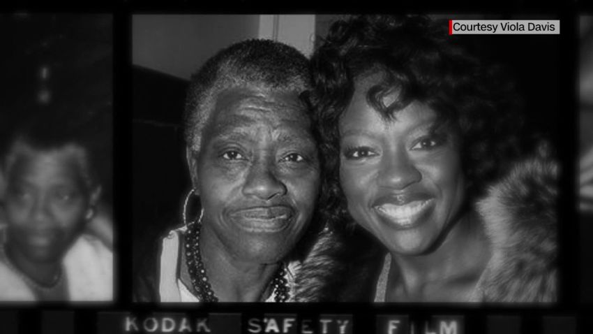 Viola Davis and her mother Mary Alice Davis pose for a photo