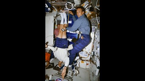 In 1994, astronaut Mark Lee had his height measured by fellow astronaut Jerry Linenger as part of a study on back pain.