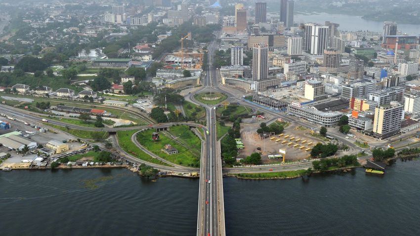This photo taken on January 1, 2011 shows the Felix Houphouet-Boigny bridge leading to the business and embassies district of Abidjan. AFP PHOTO/ ISSOUF SANOGO (Photo credit should read ISSOUF SANOGO/AFP/Getty Images)