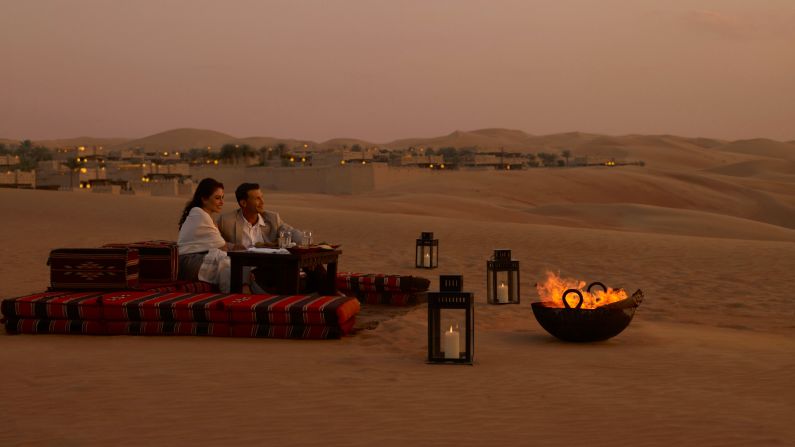At the <a href="index.php?page=&url=http%3A%2F%2Fqasralsarab.anantara.com%2Fvilla-bbq%2F" target="_blank" target="_blank">Qasr al Sarab</a> resort, guests can book private dining or snuggle in front of an open fire as the sun sets over the dunes.