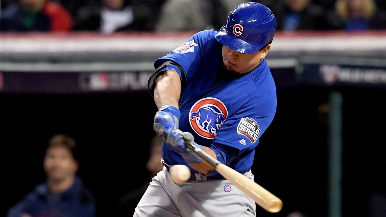Kyle Schwarber of the Cubs hits an RBI single during the third inning in Game 2.