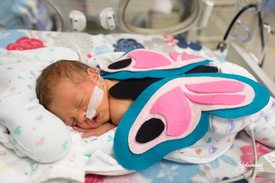 04 NICU babies dressed in Halloween costumes