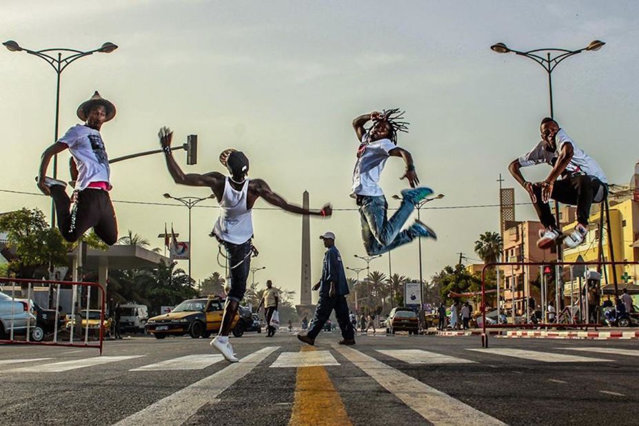 It started with an Instagram feed that curates great photography of Senegal, such as this shot of breakers in front of Dakar's obelisk by <a href="https://www.instagram.com/siaka.s.traore/?hl=en" target="_blank" target="_blank">@siaka.s.traore</a>. 
