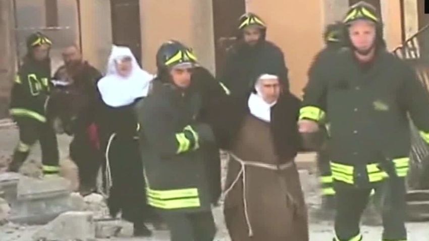 multiple injuries italy earthquake nadeau lklv_00001611.jpg