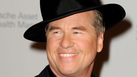 Val Kilmer insists he is not ill. 