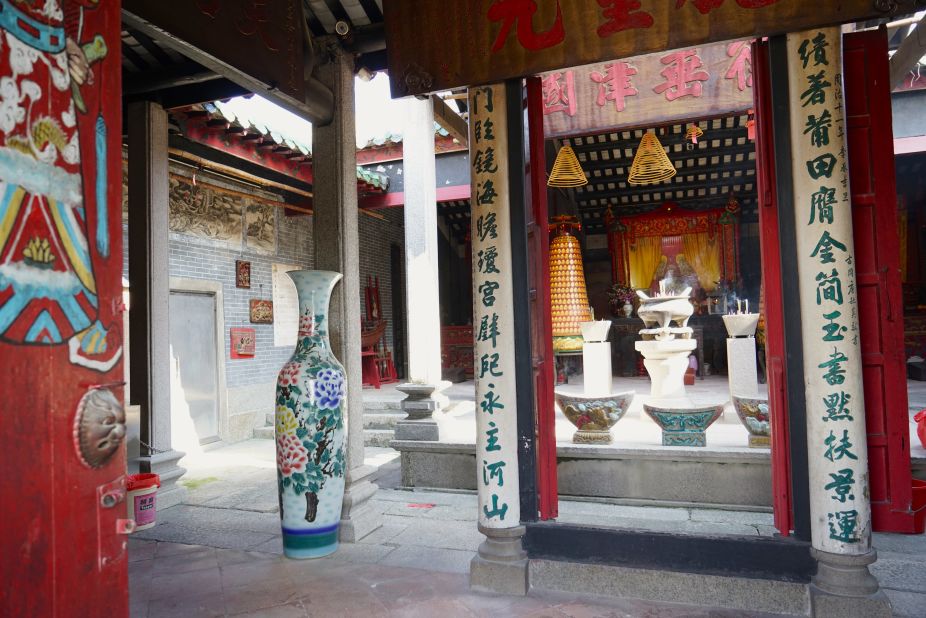 Just minutes away from the Chapel of St. Francis Xavier, Tin Hau Temple, built around 1763, is perched on a small slope at the back of the village.