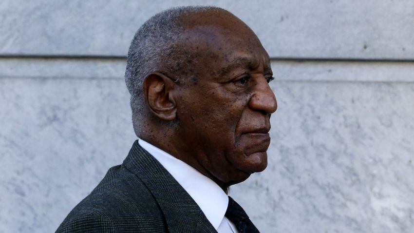 Comedian Bill Cosby arrives at the Montgomery County courthouse for a trial hearings in the sexual assault case against him in Norristown, Pennsylvania on November 2, 2016. / AFP / KENA BETANCUR        (Photo credit should read KENA BETANCUR/AFP/Getty Images)
