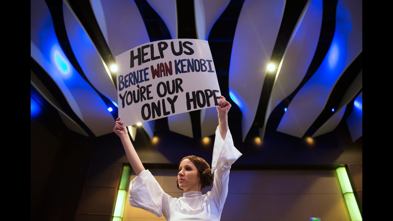 A woman in a Princess Leia costume makes a "Star Wars"-themed plea for Sanders during a campaign rally in Cedar Rapids, Iowa, on January 30, 2016.