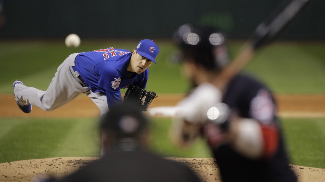 Kyle Hendricks of the Cubs throws during the first inning of Game 7.