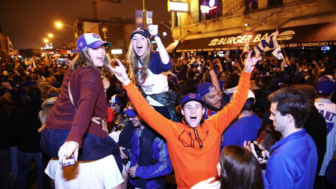 Millions celebrate winning Chicago Cubs with parade, rally