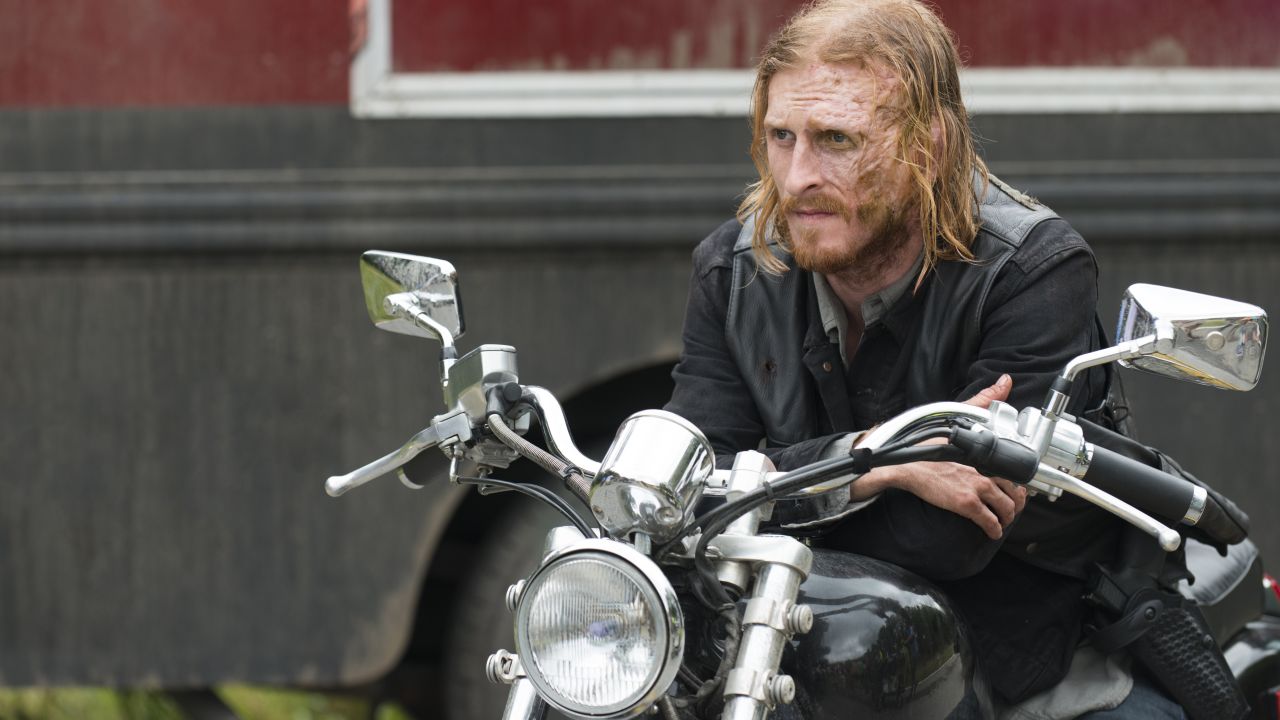 Austin Amelio as Dwight