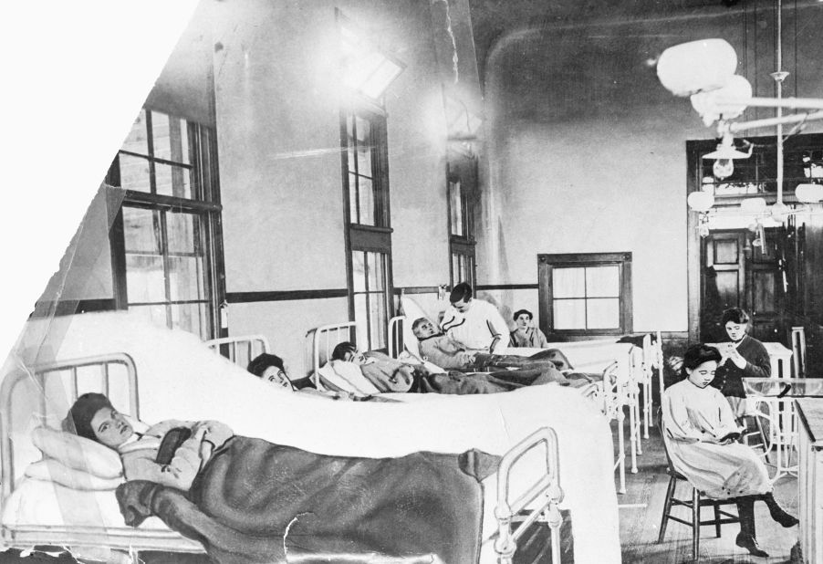 Mary Mallon, who became known as "Typhoid Mary," was identified circa 1907 as the controversial "patient zero" in a typhoid fever outbreak in the United States in the early 1900s.<strong> </strong>Although she never had symptoms,<strong> </strong>she was forced into quarantine on two occasions, for a total of 26 years.