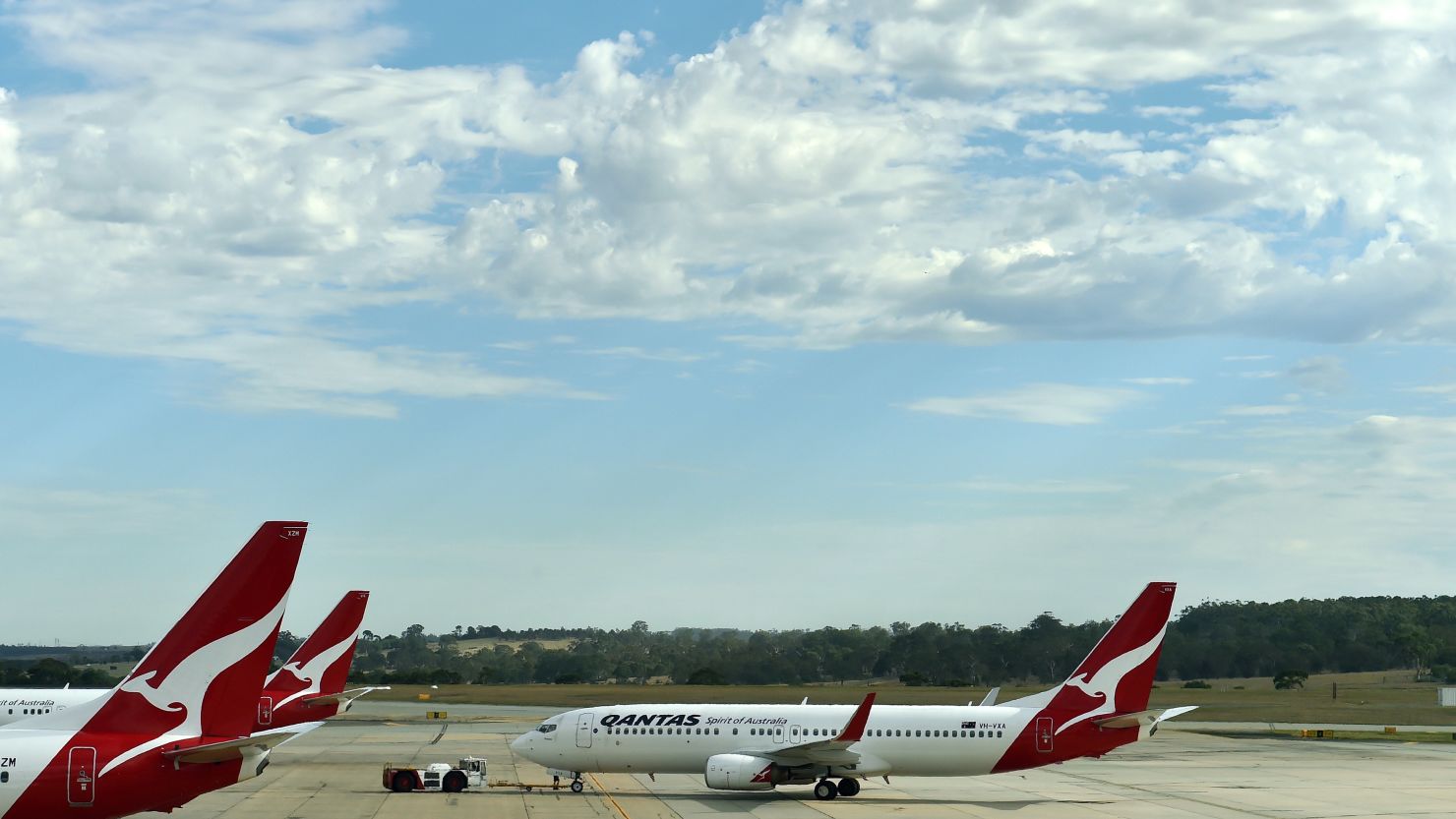 A Qantas plane leaves a departure gate at Melbourne Airport, in 2015.