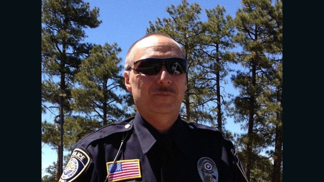 Show Low, Arizona, police officer Darrin Reed