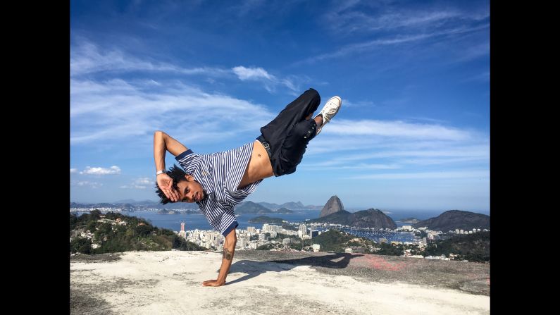 Cinema student Saulo Nicolai photographed the Paredes slum. He wanted to show how talented people in Rio truly are.<br /><br />"Every photograph still carries a piece of me, but I feel like I represented my neighborhood well, and that the slum's identity has been registered and presented to the world," Saulo told CNN.