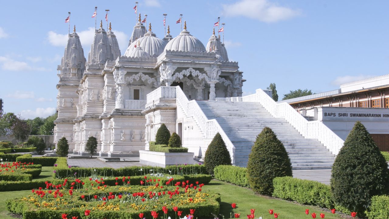 <a href="http://londonmandir.baps.org" target="_blank" target="_blank">Neasden Temple </a>was built in the 1990s from Italian Carrara marble and Bulgarian limestone, shipped to India and then hand-carved by a team of 1,526 sculptors. At the time of building, it was the largest Hindu temple outside of India. 