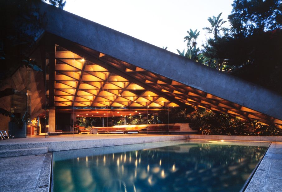 John Lautner was responsible for some of the most avant garde -- and recognizable -- homes in Southern California. You may have seen his Sheats/Goldstein Residence in "The Big Lebowski." 