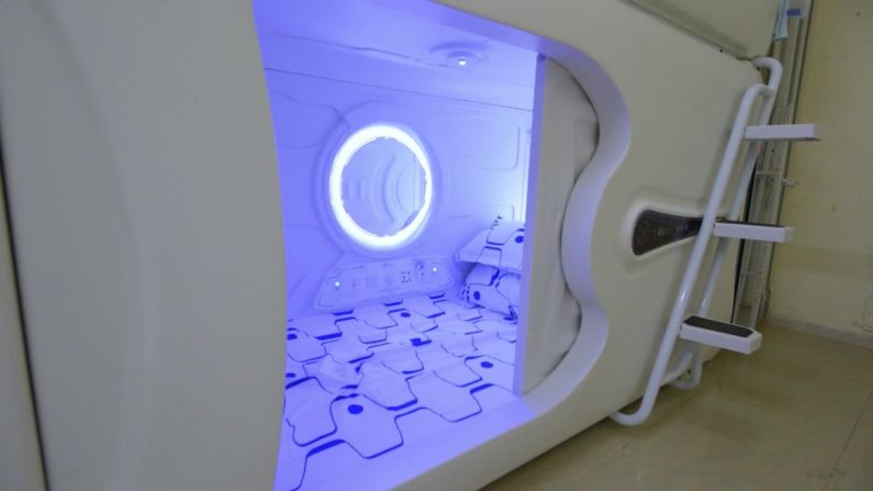 In 2016, these space capsules, owned by Hong Kong landlord Sandy Wong, were unveiled in Hong Kong as a solution to the city's lack of space for housing. They are much like those used in popular Japanese capsule hotels.