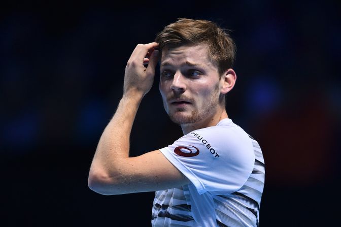 With Goffin getting under 50% of his first serves in, Djokovic didn't have to be at his best to take the first set 6-1.<br />