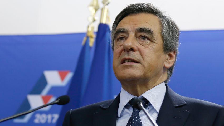 Candidate for the right-wing Les Republicains (LR) party primaries ahead of the 2017 presidential election and former French prime minister, Francois Fillon delivers a speech at his campaign headquarters after finishing first of the first round of the rightwing presidential primary, on November 20, 2016 in Paris. / AFP / POOL / Thomas SAMSON (Photo credit should read THOMAS SAMSON/AFP/Getty Images)