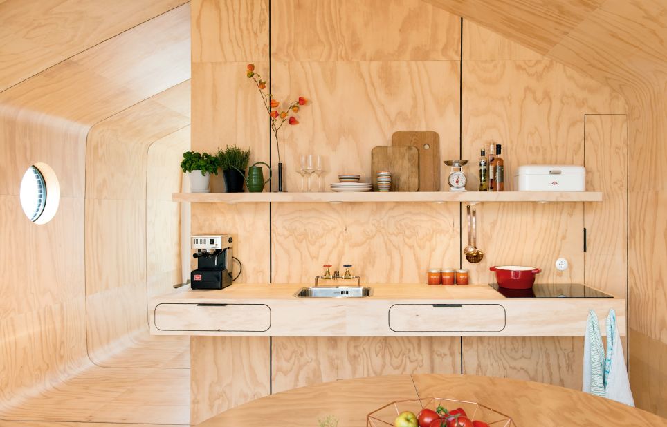 Although made of cardboard, all Wikkelhouses come with fully functioning kitchens and bathrooms.