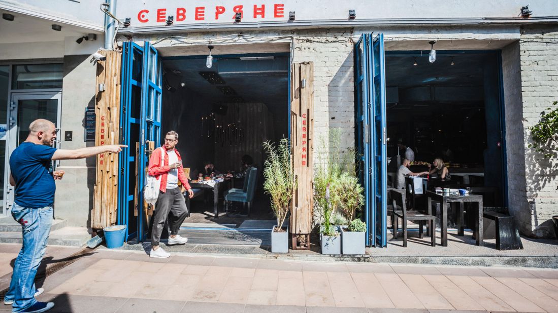 Severyane's another Moscow eatery attracting attention for its creativity. Its menu includes toasted brioche croutons with young local "Camembert" rolled in ash.